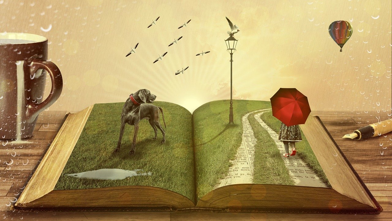 Das Bild zeigt ein aufgeschlagenes Buch mit einem Hund und einem Mädchen mit aufgespannten Regenschirm, die über die Buchseiten laufen